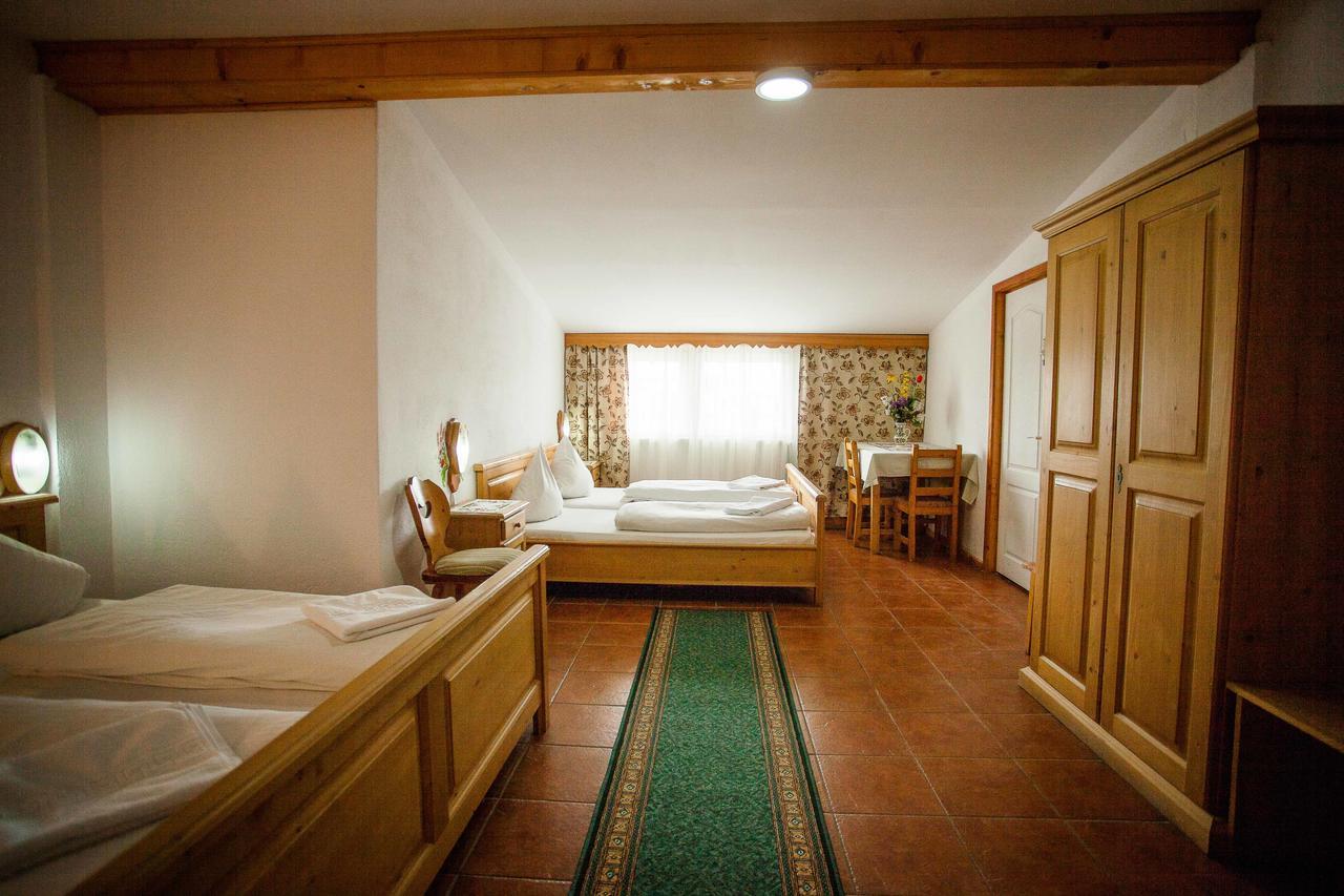Casa Cerbului1 Hotel Sebeş Екстериор снимка